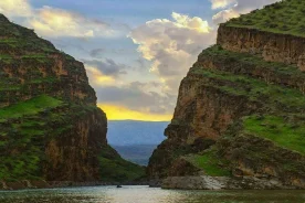 تنگ کافرین از جاهای دیدنی ایلام